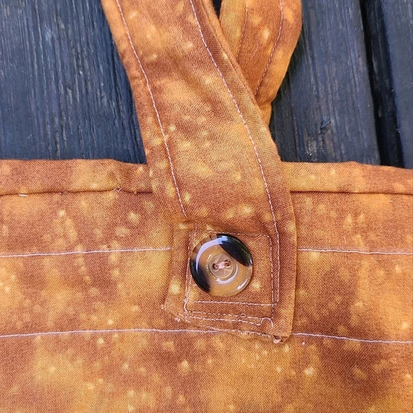 Quilted Tote - Picture 4 of 6